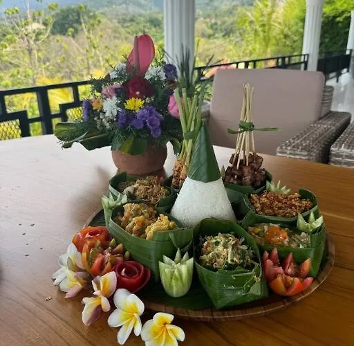Jambu, Lovina-kayuputih Lovina Beach